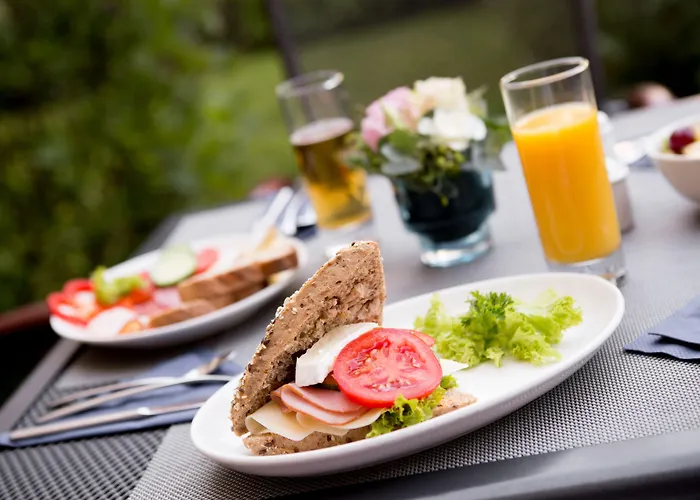 Escala Hotel&suites Hotel 4*