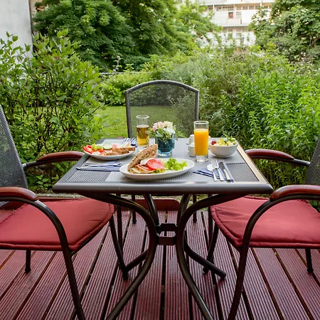 Hotel Escala & 4*
