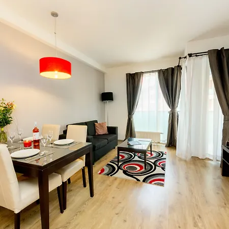 Hotel Escala & 4*