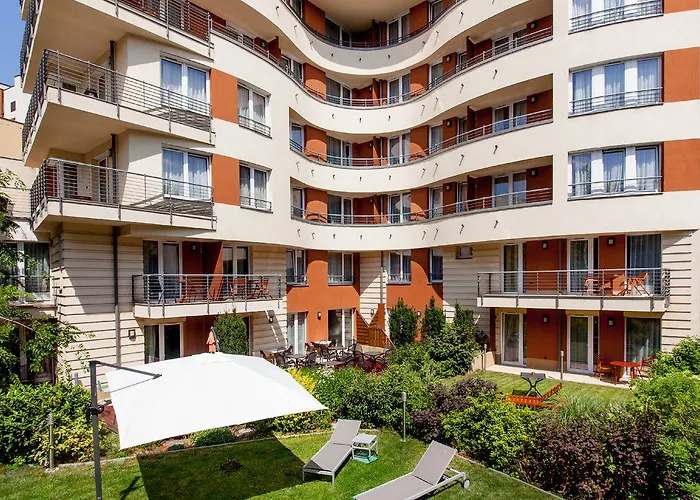 Escala & Ξενοδοχείο