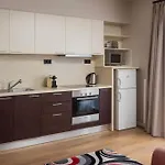 Escala & Hotel 4*