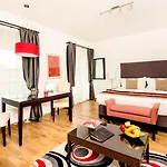Hotel Escala & 4*