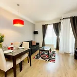 Hotel Escala & 4*