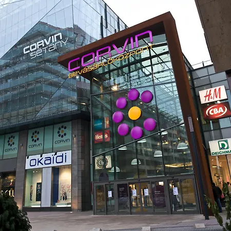 Otel Escala &