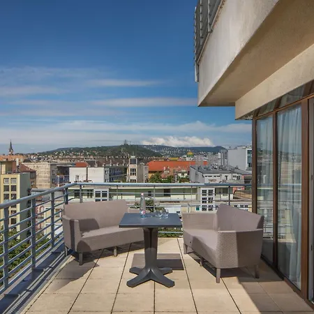 Escala & Hotel Boedapest