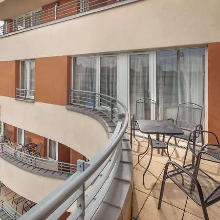 Escala & 4* בודפשט