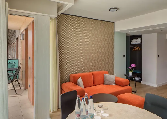 Escala & 4* 부다페스트